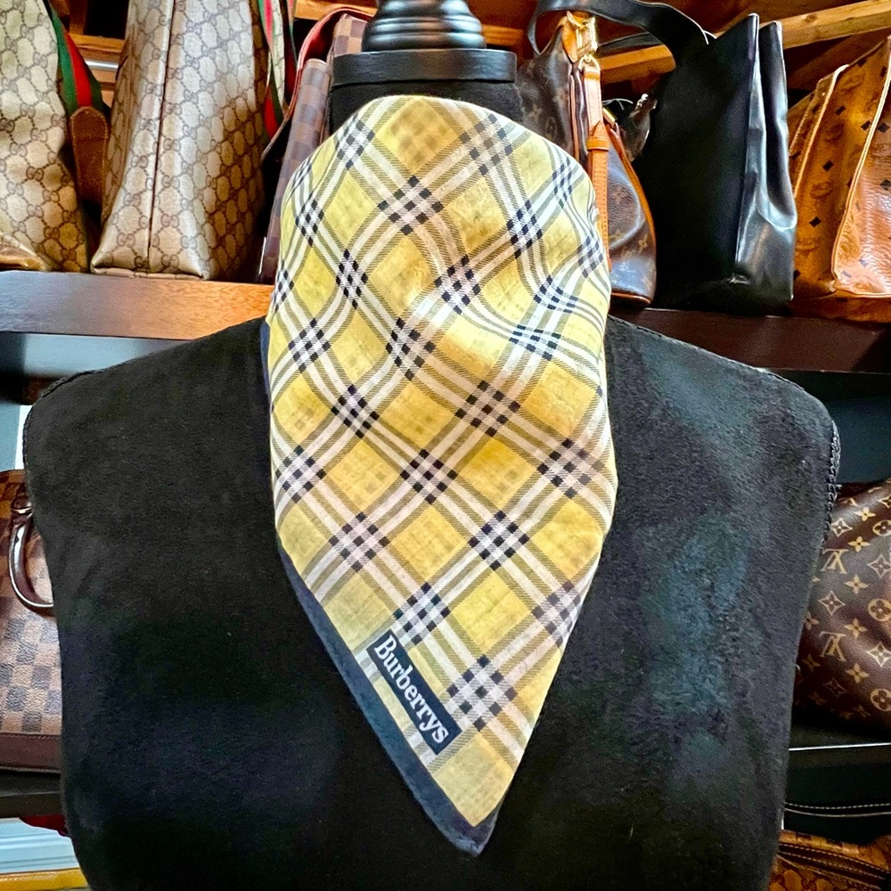 Burberrys Handkerchief